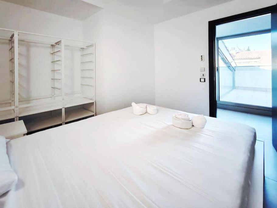 Moderno Apartamento Duplex En Terrassa Centro מראה חיצוני תמונה